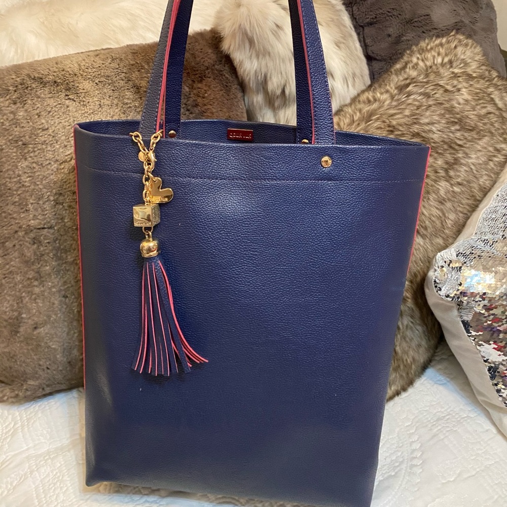 Deaux Lux navy tote
